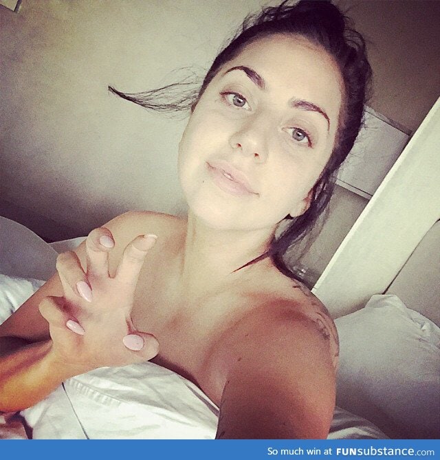 Lady Gaga 100% Natural! No wigs. No Makeup. (From her Instagram)