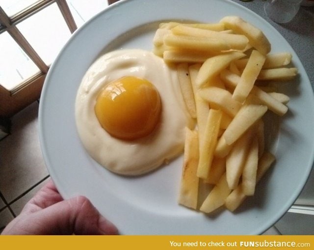 This is made using apples, yogurt and a peach. My brain is not okay with this