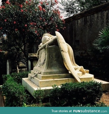 Weeping Angel gravestone, Protestant cemetery, Rome