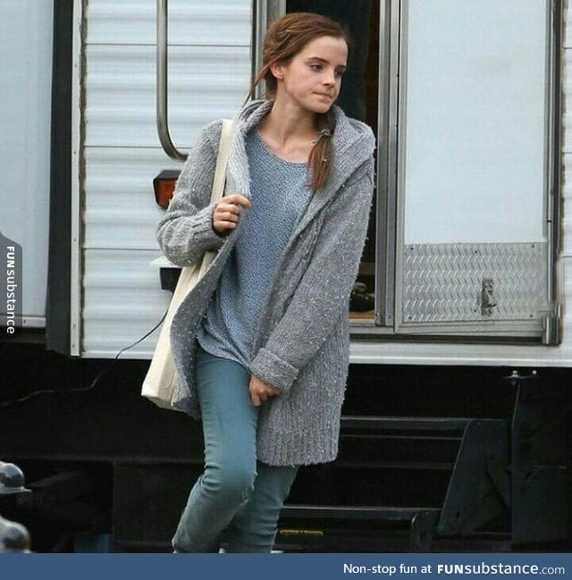 Emma Watson is pretty without make up too