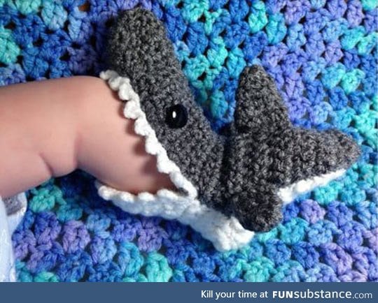 Little shark socks