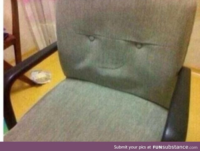 This chair be like, "damn girl, come sit your fine ass over here"
