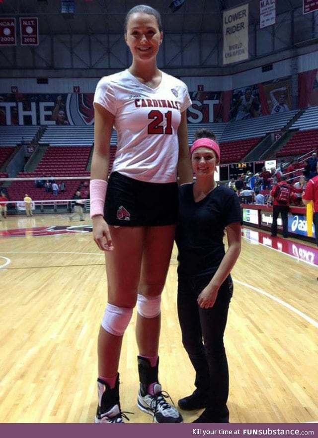 Just an average volleyball player 223cm and compare to normal girl 166cm