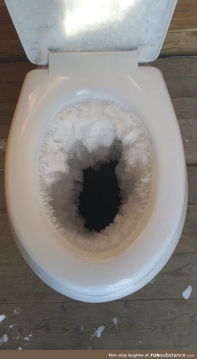 Toilet in winter