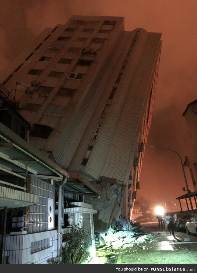 Ominous photo taken after the 6.4 magnitude earthquake in east coast Taiwan
