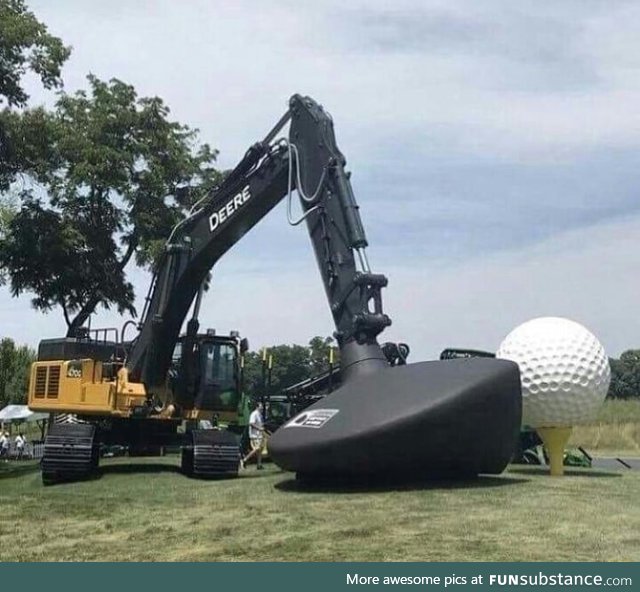 Giant golf
