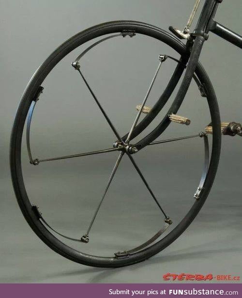 More interesting bicycle suspension technology