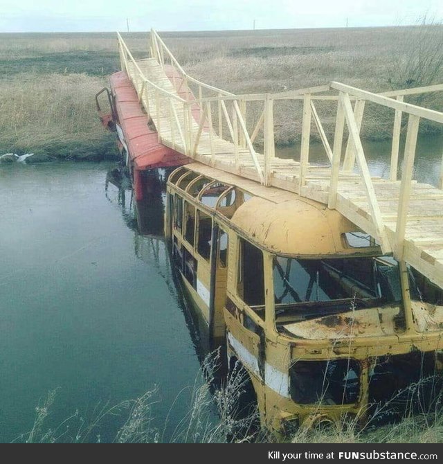 How the Russian Civil Engineers construct a bridge