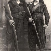 Two Armenian women pose with their rifles before going to battle against the Ottomans -
