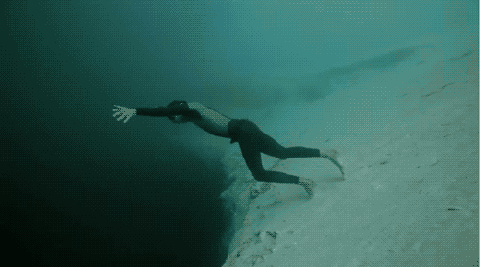 Dive from ocean to ocean