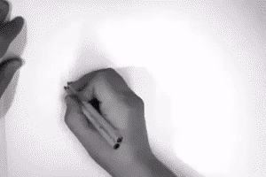 Drawing with two pencils