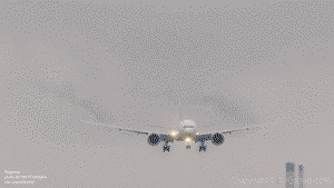 Wake turbulence vortices of a Boeing 777