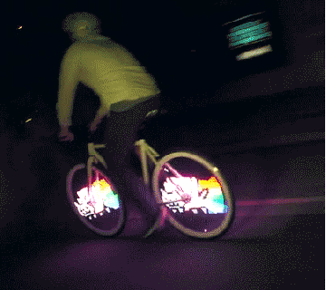 Most awesome bicycle wheel mod ever! Nyan cat!