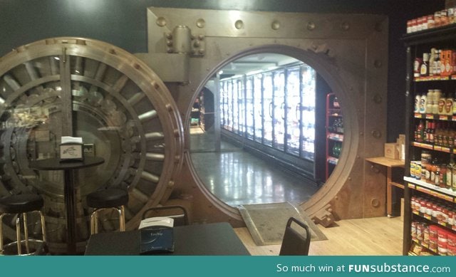 Our neighborhood market used to be a bank; This is how they use the vault