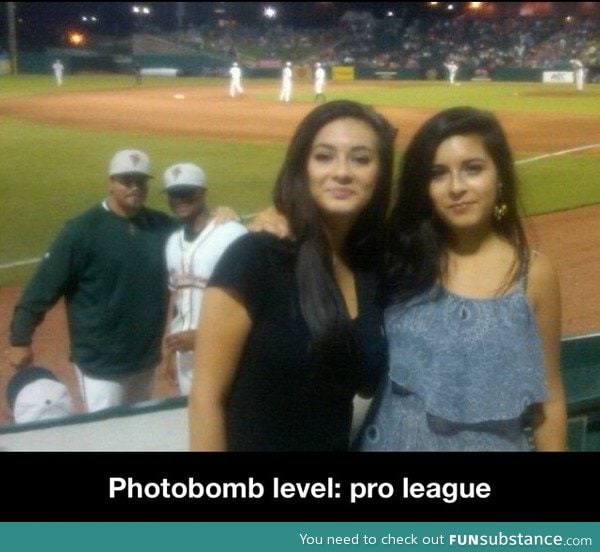 Photobomb level: Pro league