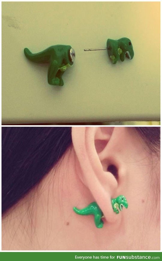 T-rex earring