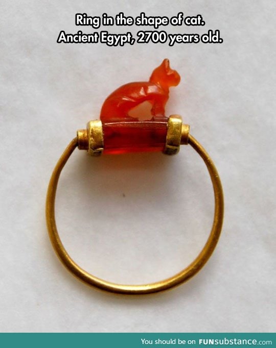 Awesome egyptian cat ring
