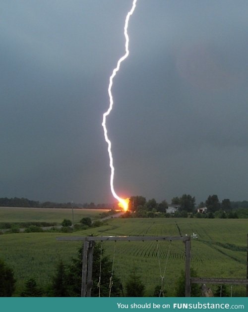 A lightning fireball