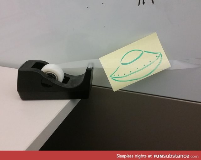 UFO Caught on Tape