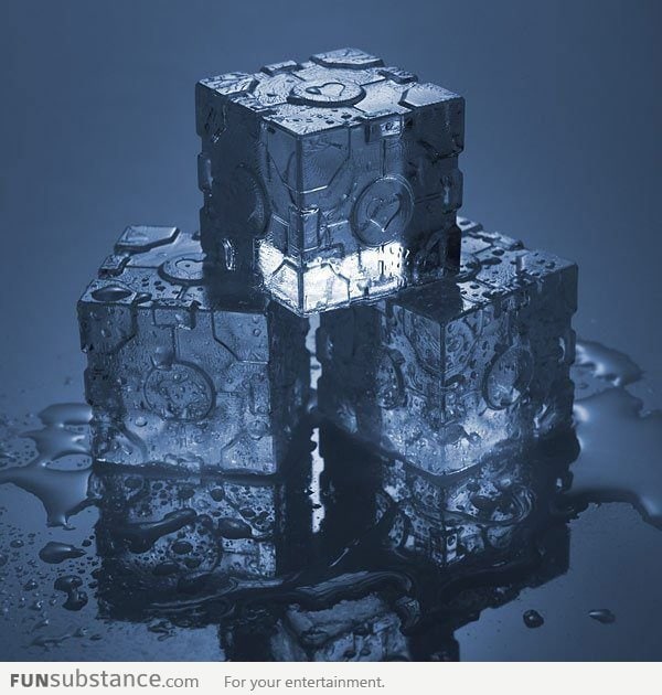 Portal Ice Cube