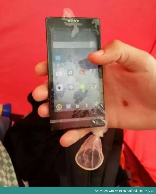 Really cheap and Efficient way to make your phone waterproof