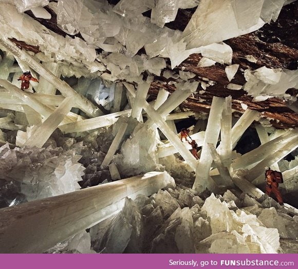 Unique cave of crystals in Mexico