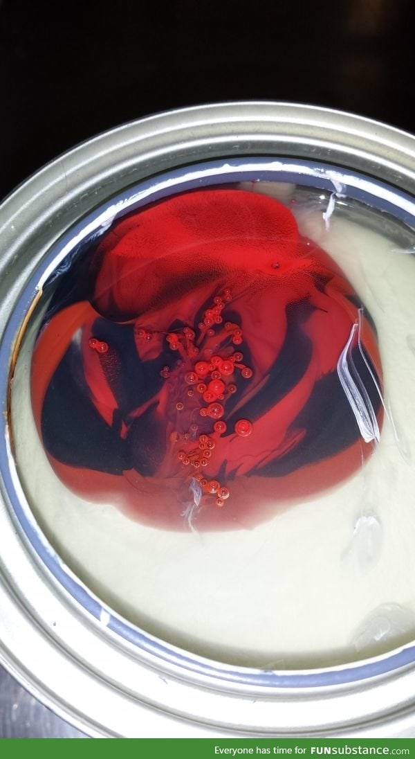 Unstirred paint can