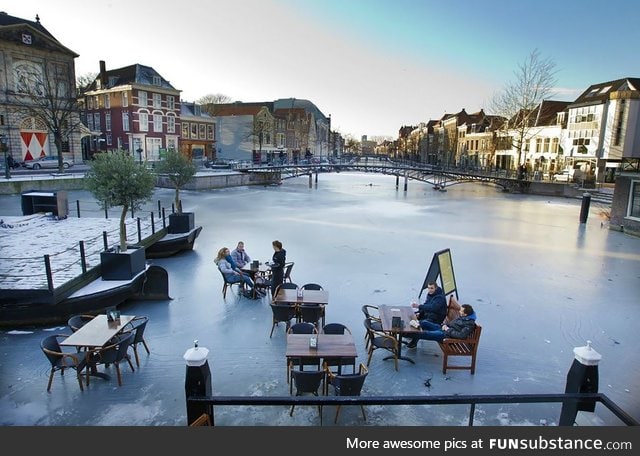 How a restaurant in Amsterdam deals with winter