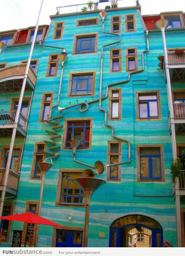 A wall that plays music when it rains