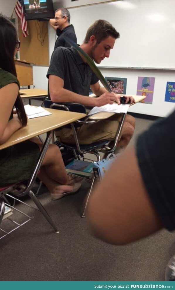 He asked the teacher for a pen