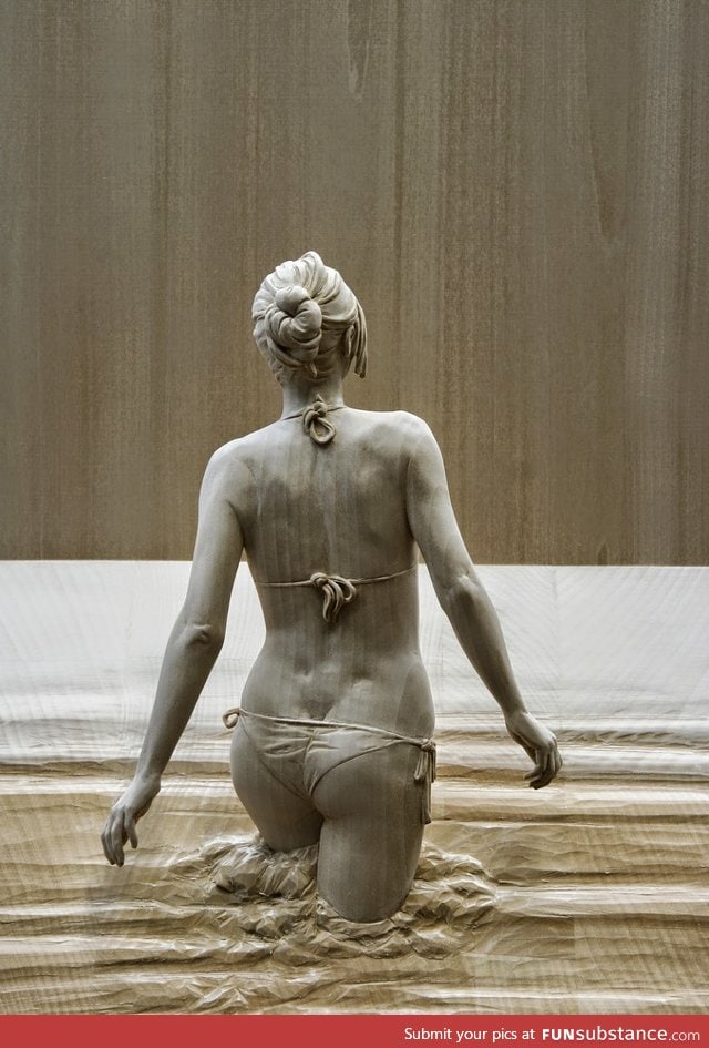 She's wood - sculpture / carving, By Peter Demetz