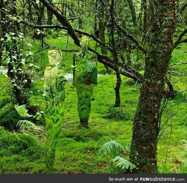 Mirror Statues in England