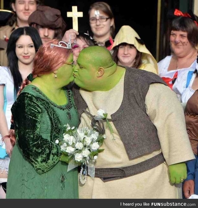 Same Shreks marriage is now legal!