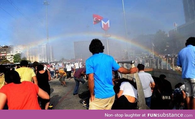 Police in Turkey try to stop Pride parade with water cannons, accidentally creates rainbow