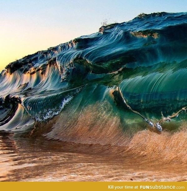 Photo of a wave by Clark Little