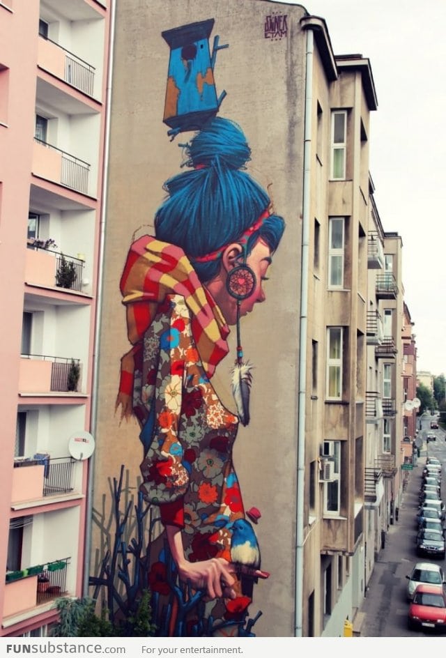 Amazing graffiti in Lodz, Poland