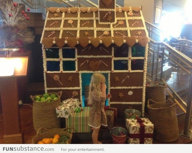 An awesome gingerbread house!