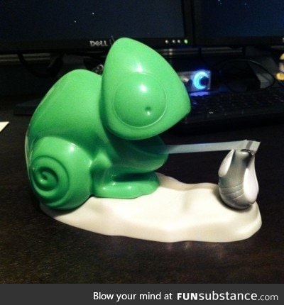 This tape dispenser is awesome