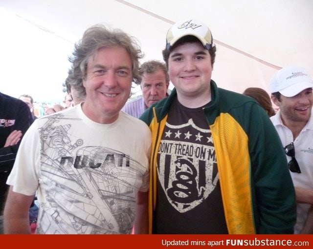 Photobomb level - TOP GEAR