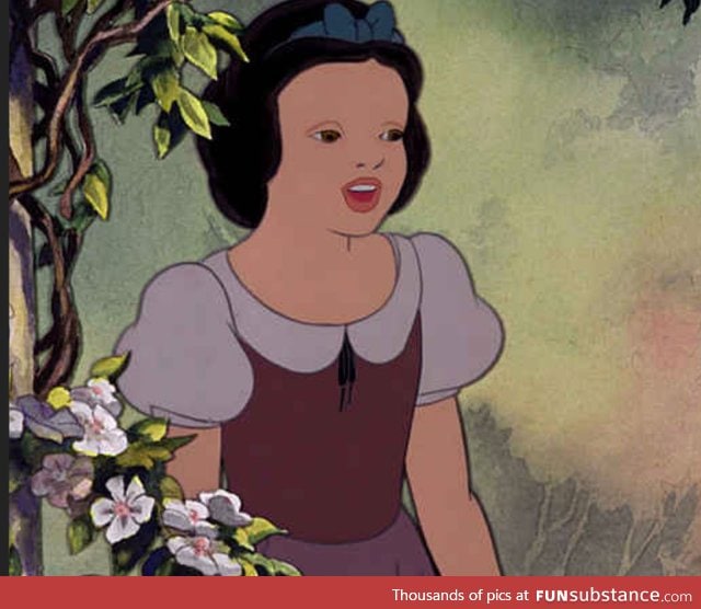 I can't stop laughing at this picture of snow white without her make up