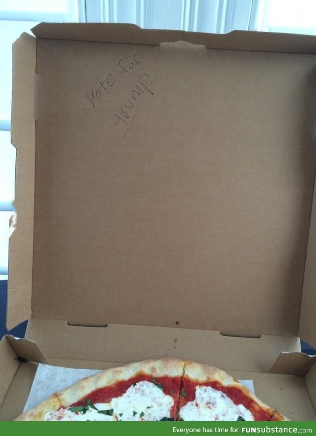 Asked the pizza guy to write a joke inside the box