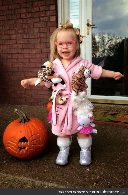 Toddler dressed as crazy cat lady for halloween