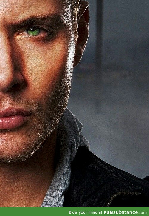 I've said it once and i'll say it again. Jensen Ackles is a god. Look at his eyes!