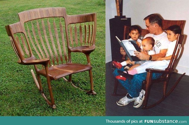 A very clever story-time chair