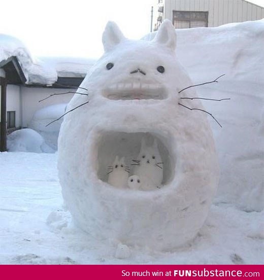 Totoro snowman