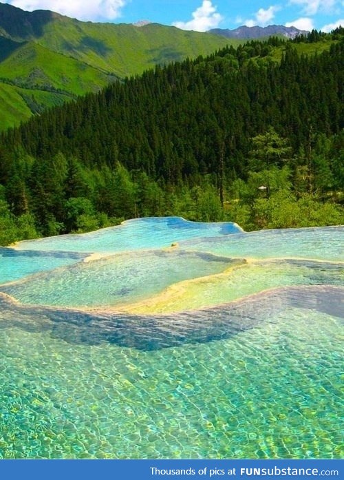 Beautiful Canadian mountain rock pools