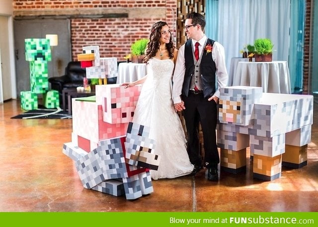 Minecraft wedding! Diamond rings and swords :) I wantttt!