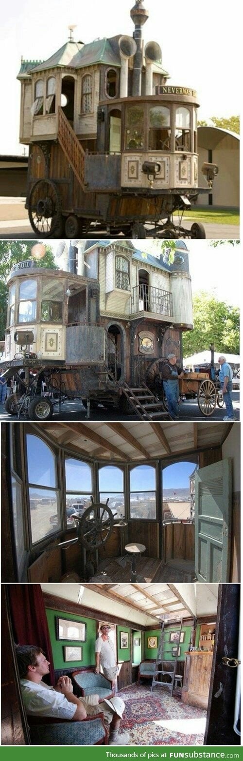 Now this is an awesome mobile home.