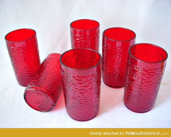 Pizza Hut's Drinking Glasses from the 80s and 90s!