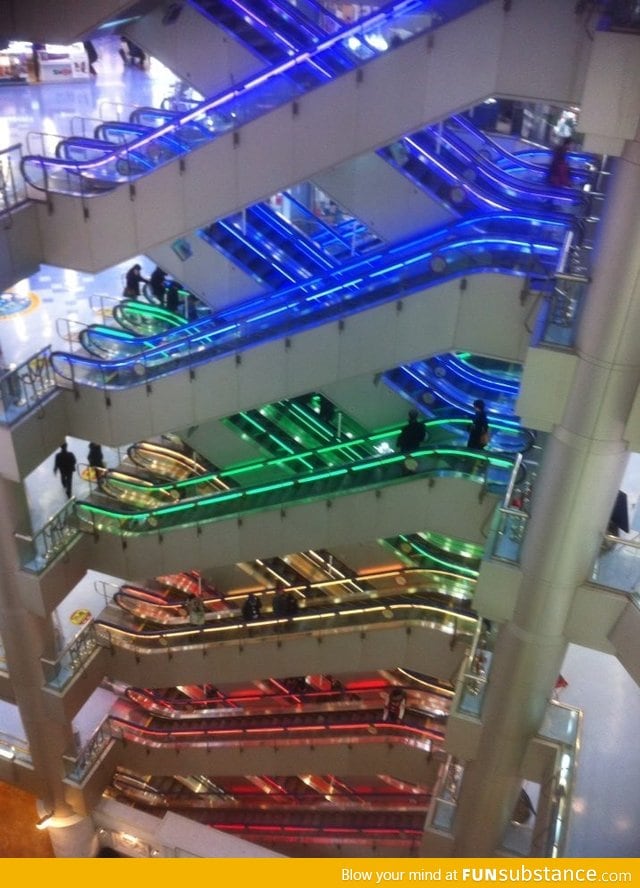 The techno-mart here in south korea has some fancy escalators